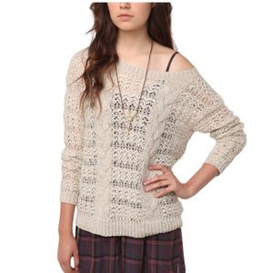 Pins & Needles🦎Fuzzy Cable Knit Pullover🌵